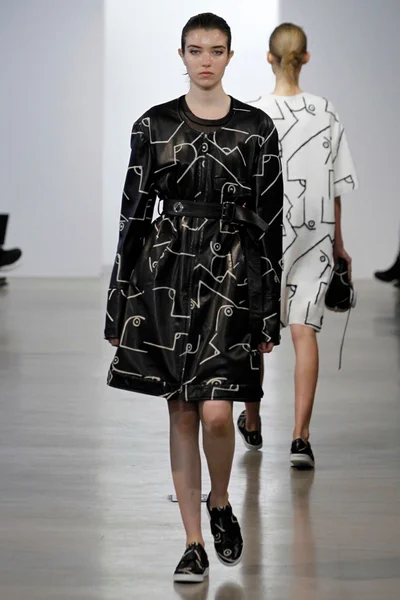 Look 22